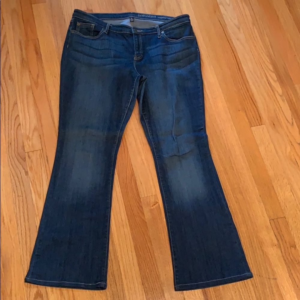 GAP 14/32 skinny boot jeans. NWOT.